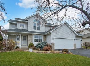 8775 Queens Gdns, Minneapolis, MN 55443