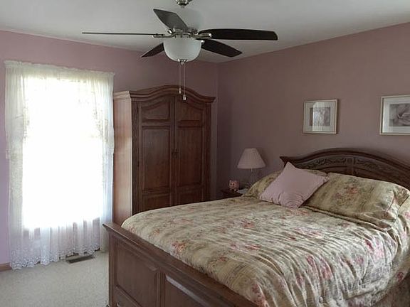 3rd image of 70710 Clover Ridge Dr