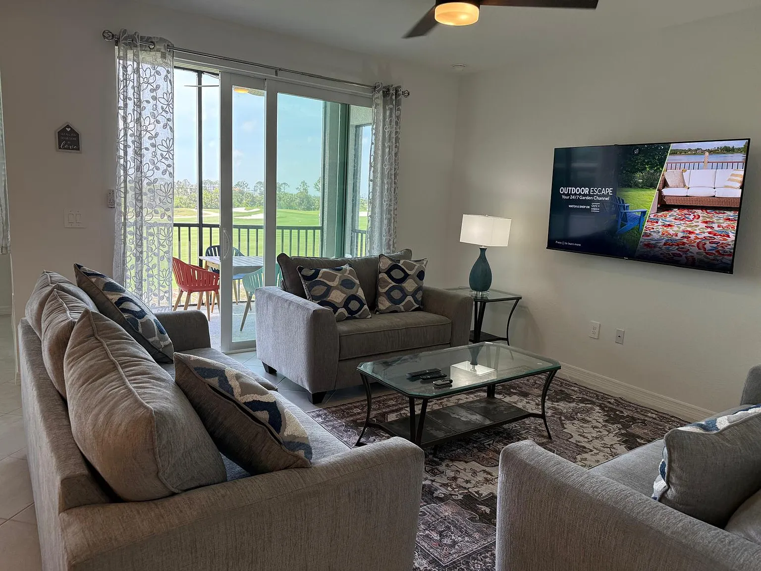 2 bed, 1232 sqft, $2,750 — Photo 2