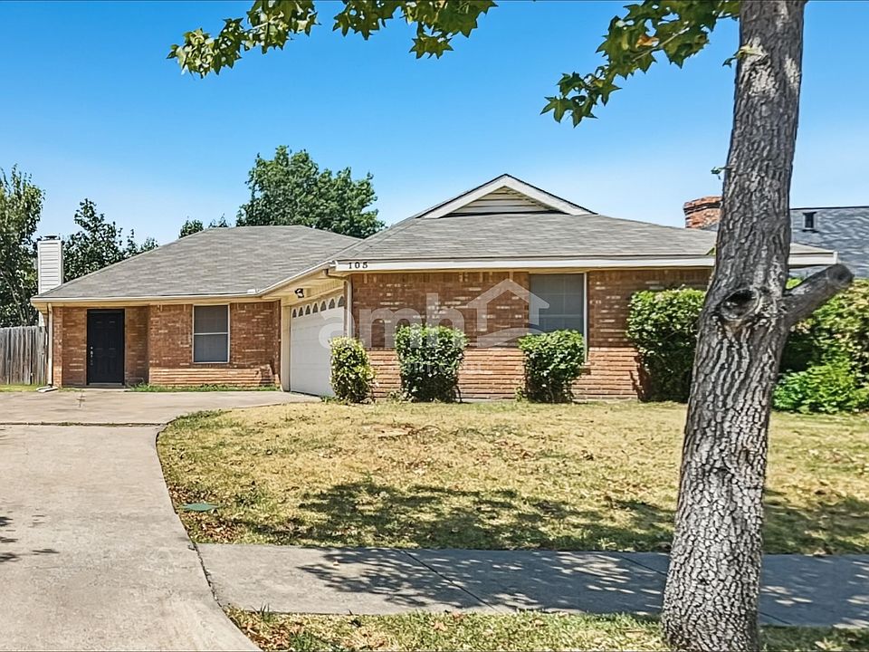 1st image of 105 S Winding Oaks Dr
