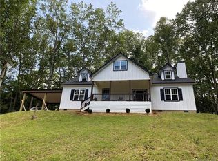131 Drexel Rd, Hendersonville, NC 28739