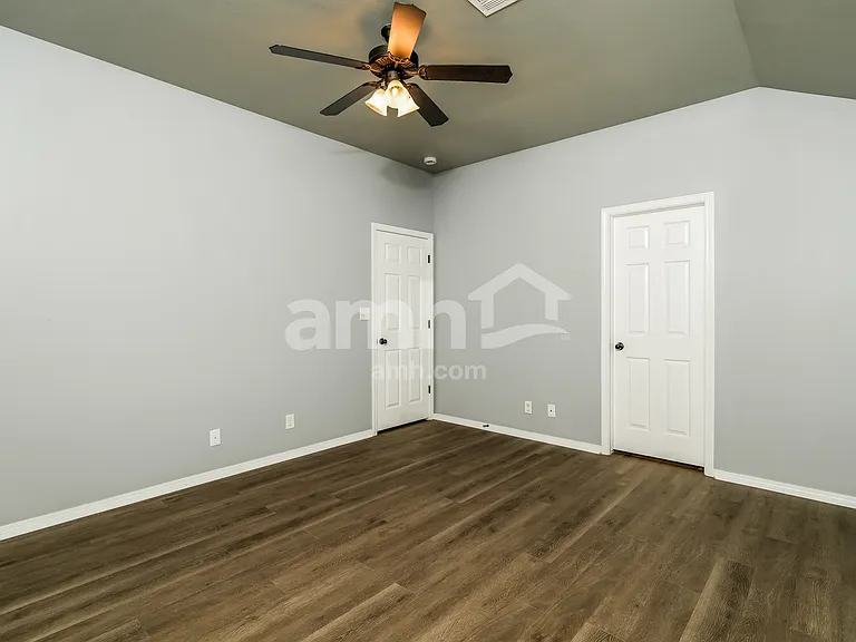 2613 W Huntsville St — Photo 12