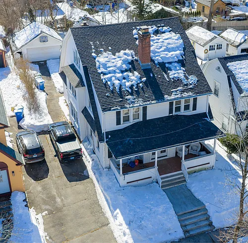 104 Thornton St Photo 1