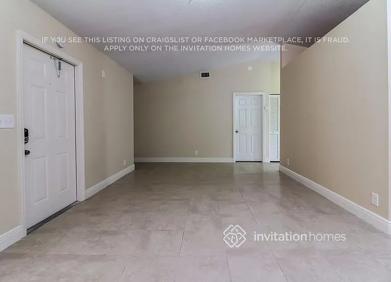 16888 W Aquaduct Dr — Photo 4