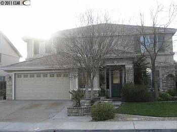 1st image of 321 Fareham Ct