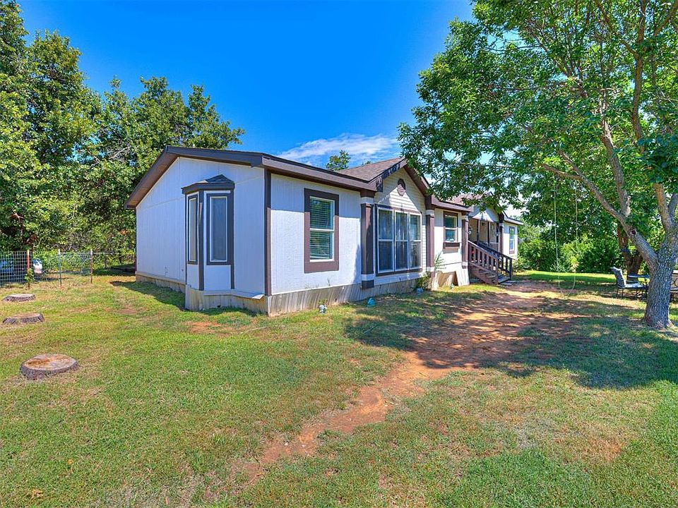 1st image of 105 Shady Meadows Ct