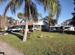 105 Paradise Cir, Crescent City, FL 32112