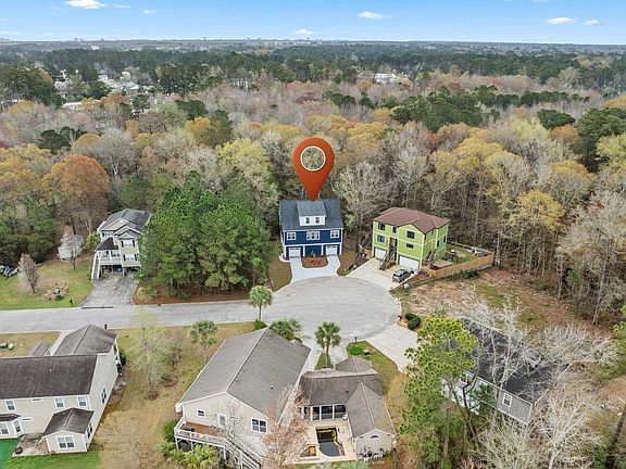 3rd image of 191 Carlisle Way