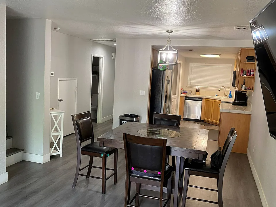 Dinning and kitchen, large open floorplan.