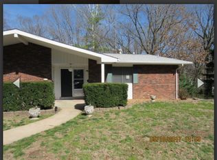 25B Meta Dr, Belleville, IL 62226