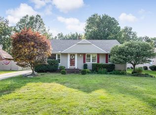 620 Bishop Rd, Highland Heights, OH 44143