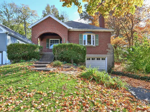 1333 Amsterdam Rd, Park Hills, KY 41011