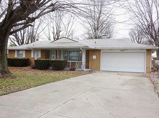 1810 W Cross St, Anderson, IN 46011