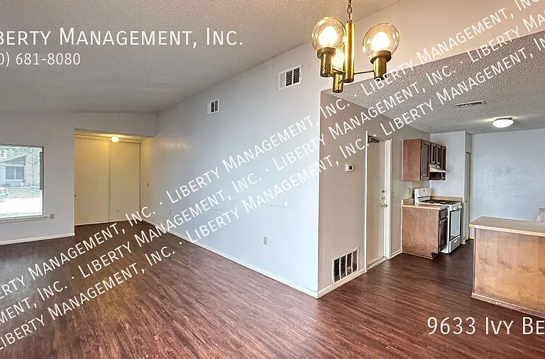 9633 Ivy Bnd — Photo 9