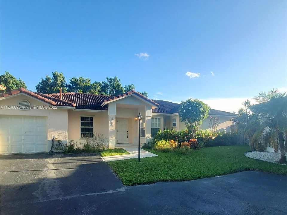 5768 NW 100th Ave, Doral, FL 33178 | Zillow