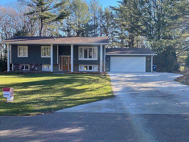 1st image of 16922 Timber Dunes Dr
