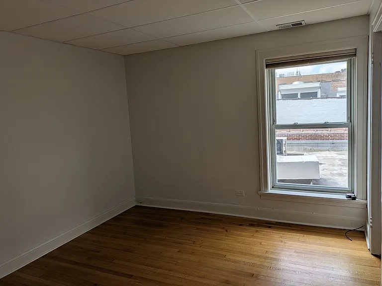 103 E 1st St #2N — Photo 7