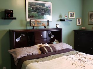 192 Beach 102nd St APT 3D, Rockaway Park, NY 11694
