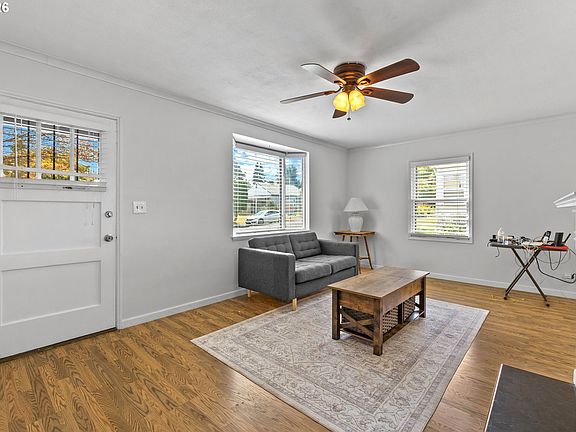 5th image of 3811 NE 114th Ave