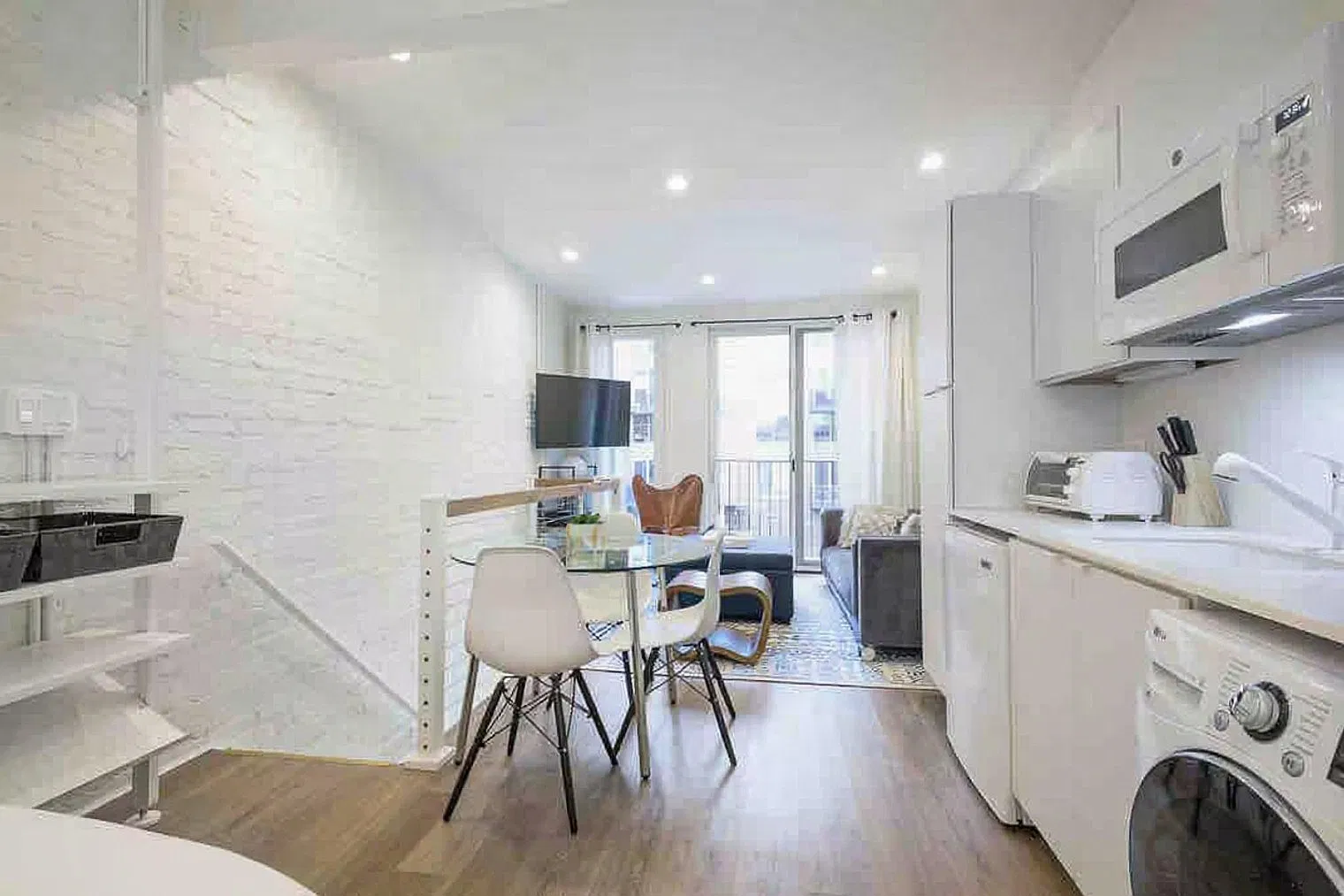 Studio, 1.0 bath, $3,373 — Photo 4