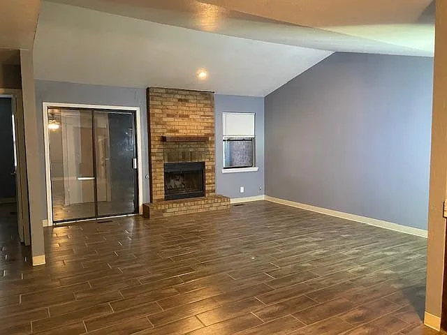 2 bed, 1200 sqft, $980 — Photo 3