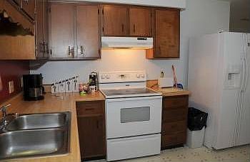 3rd image of 6194 Huckleberry Ln