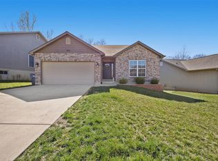1914 Masters Dr, Festus, MO 63028
