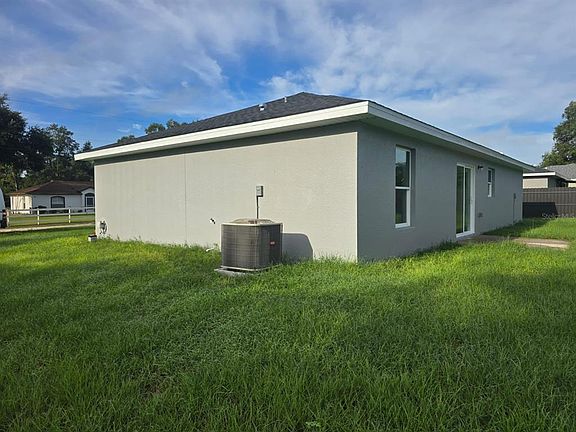 5th image of 13359 SW 112TH PLACE