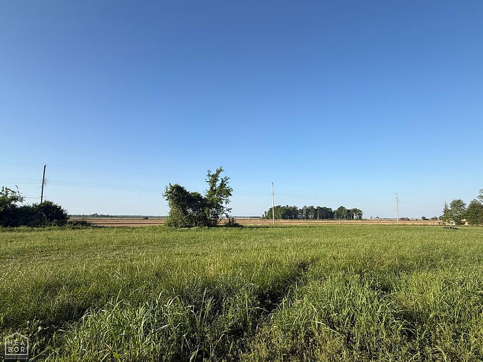 1st image of Lockwood Dr