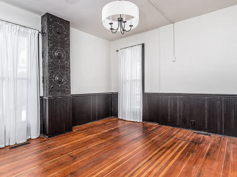 718 W Stephenson St #4COMMERCIAL — Photo 13
