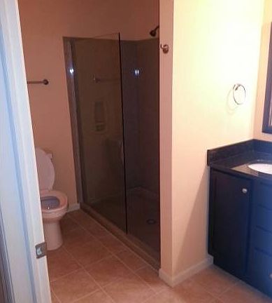 3rd image of 105 E Broadway APT 6