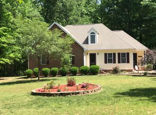 1686 Bracketts Bnd, Powhatan, VA 23139