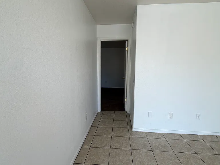 W Ocotillo Rd — Photo 17
