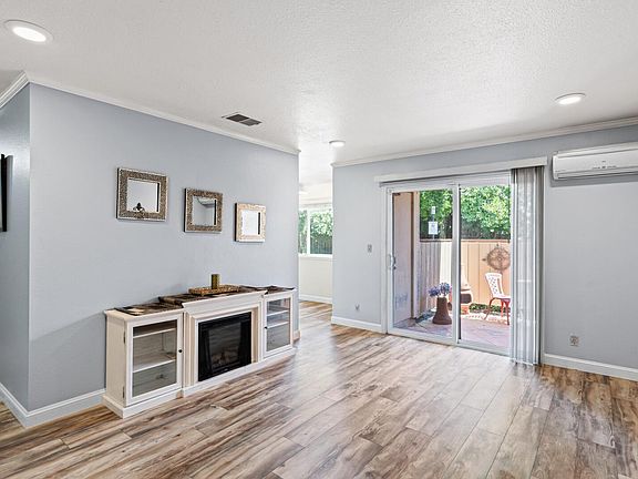 2nd image of 2254 Alexian Dr