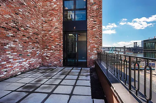 187 Kent Ave #906 Photo 1