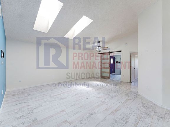 5th image of 4005 38th St W