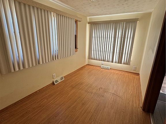 5th image of 1331 Bradford St NW