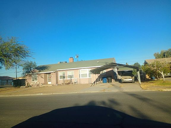 2nd image of 540 Lake Rd