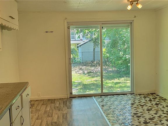 4th image of 99 Mayer Ave