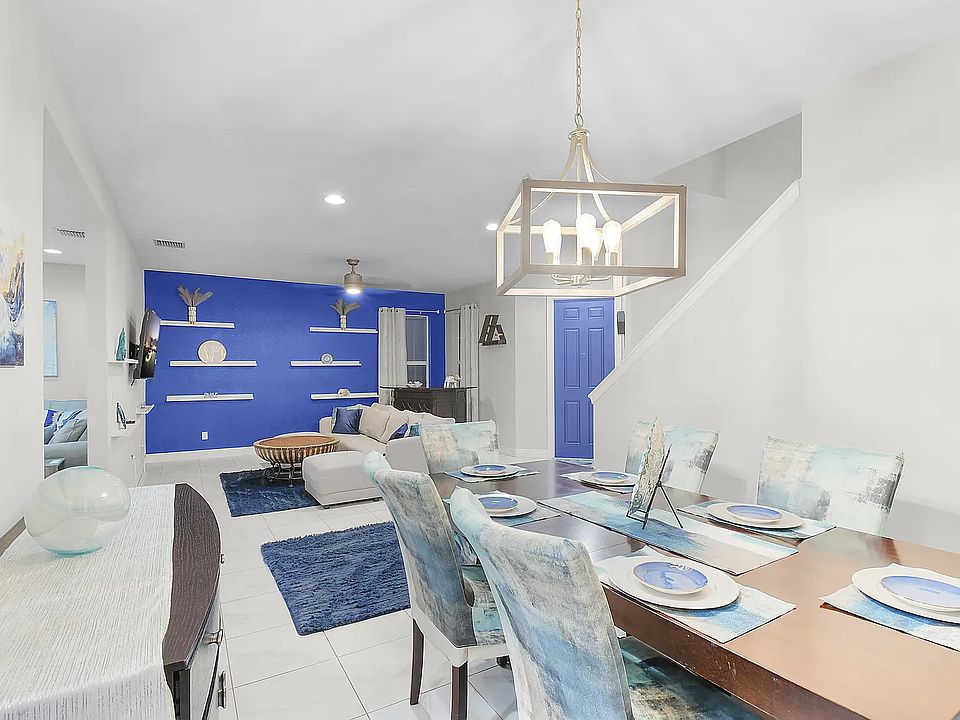1st image of 1573 NW Cataluna Cir