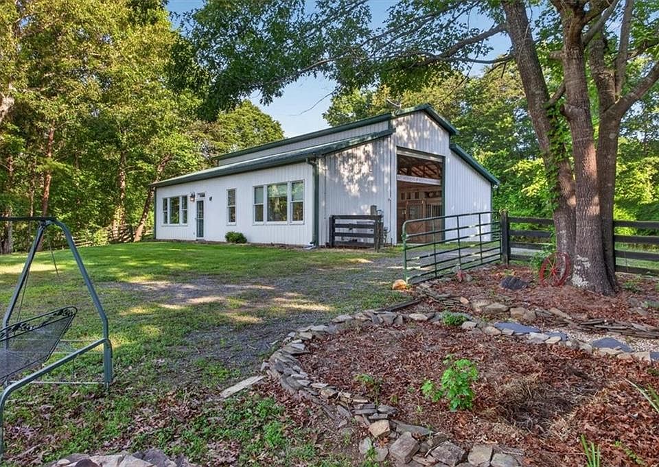1st image of 173 Stivers Rd