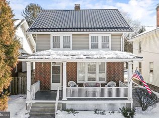 423 S Potomac St, Waynesboro, PA 17268