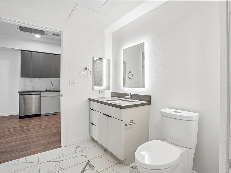 Kara Apartment in Koreatown — Photo 23