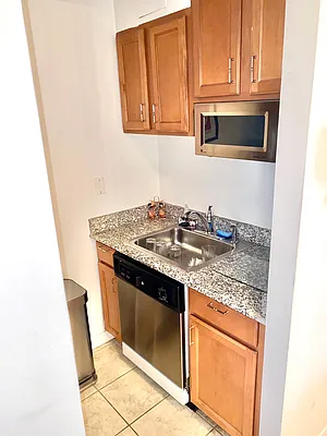 Rented by Compass | media 16