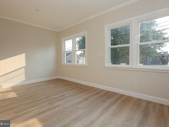 2nd image of 17 E Cooke Ave