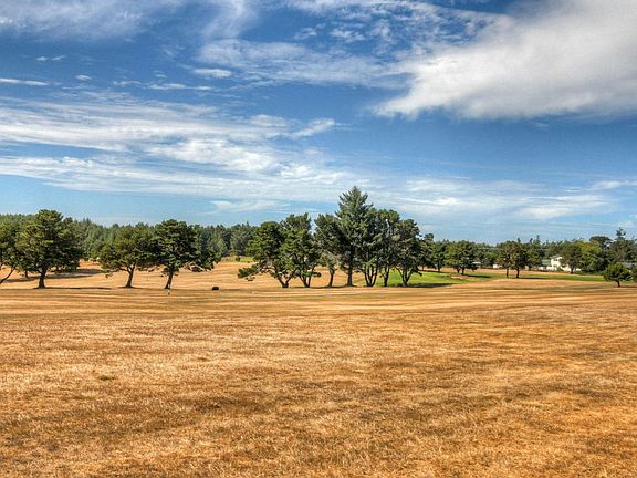 2nd image of 2020 S Crestline Dr