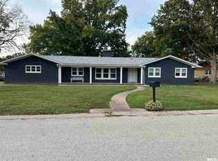 55 White Birch Rd, Springfield, IL 62712