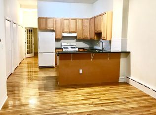641 Bainbridge St #A, Philadelphia, PA 19147