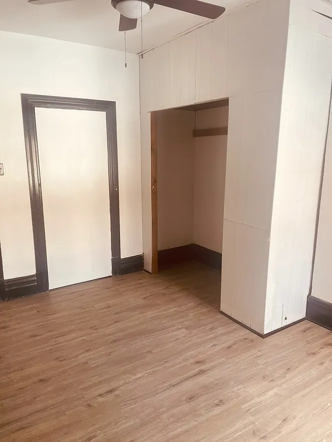 2 bed, 950 sqft, $1,300 — Photo 4