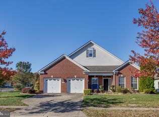 11145 Commanders Ln, White Plains, MD 20695